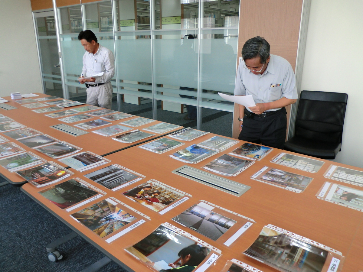 2012 光．影．印象．圖資館 攝影及徵文競賽圖片