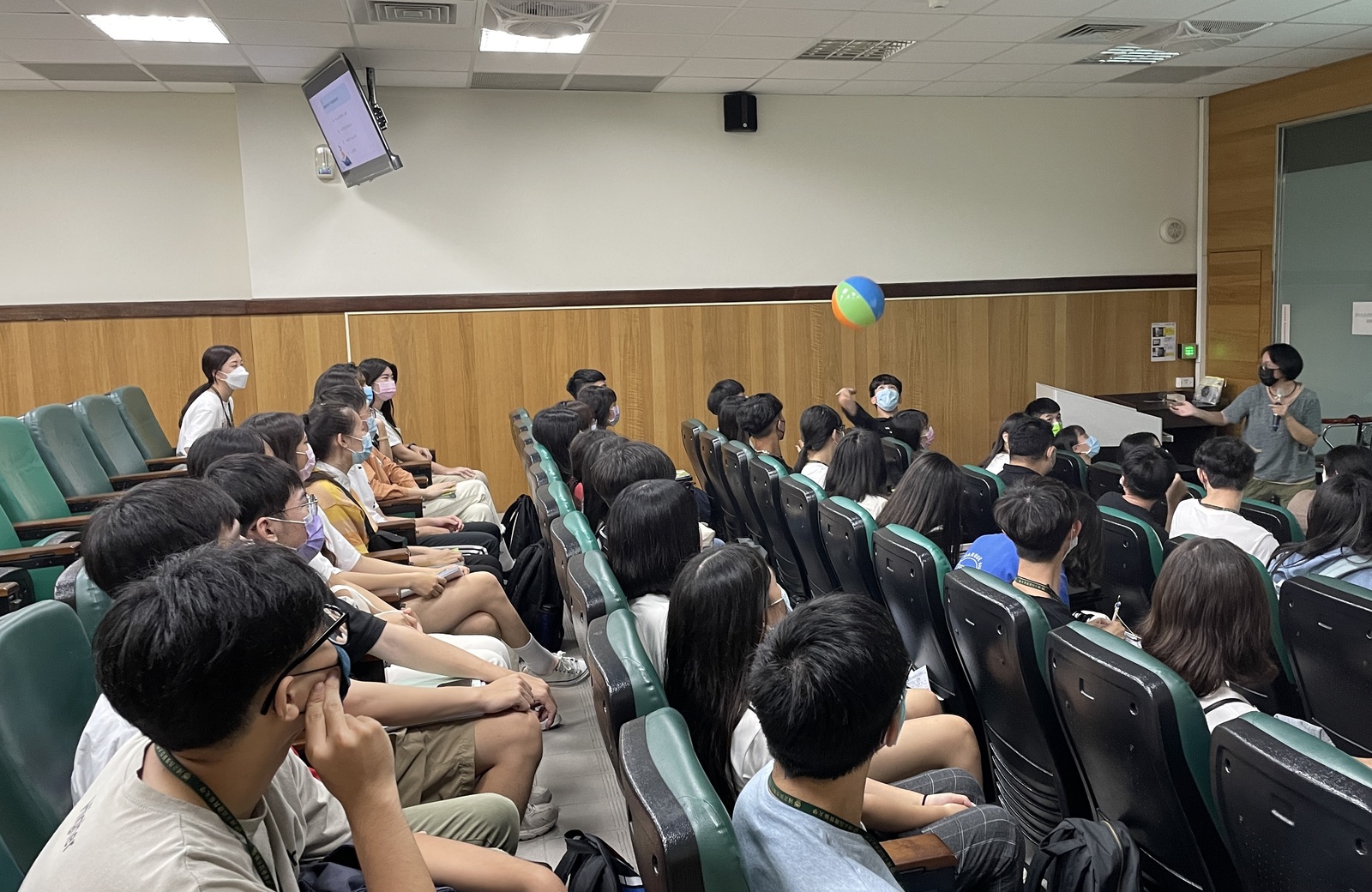 圖書館的二三事2021版圖片