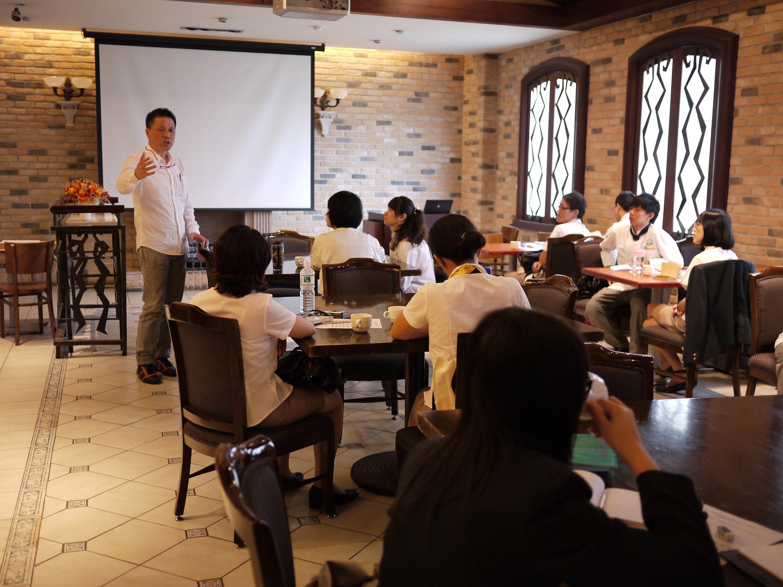 2010【會。讀書】991讀書會 10/7「推薦大學生閱讀的好書」圖片